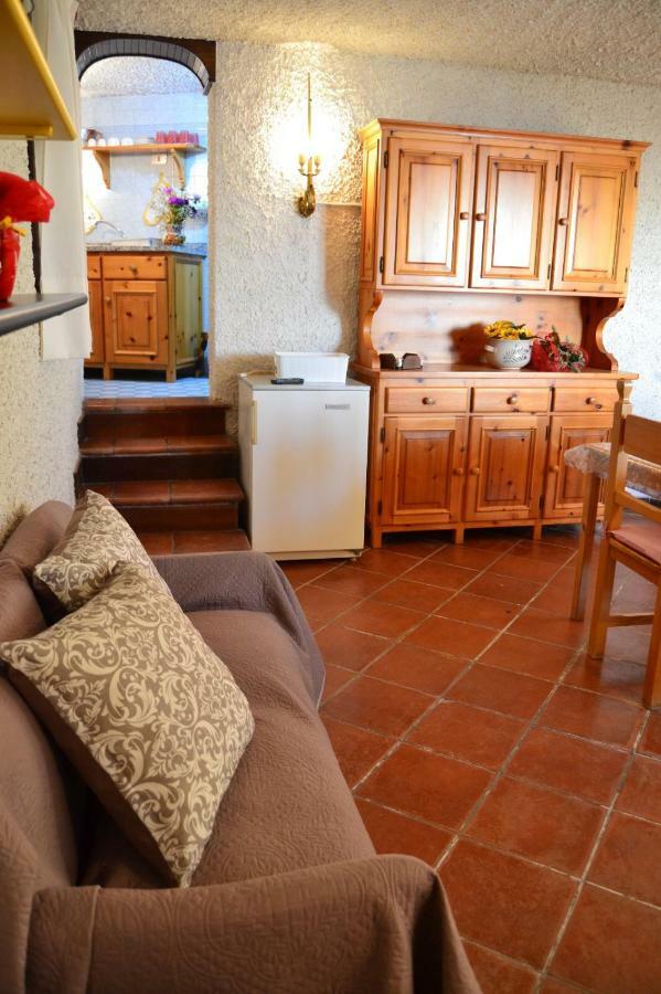 'La Torre Di Adele' Apartment Pianillo Luaran gambar